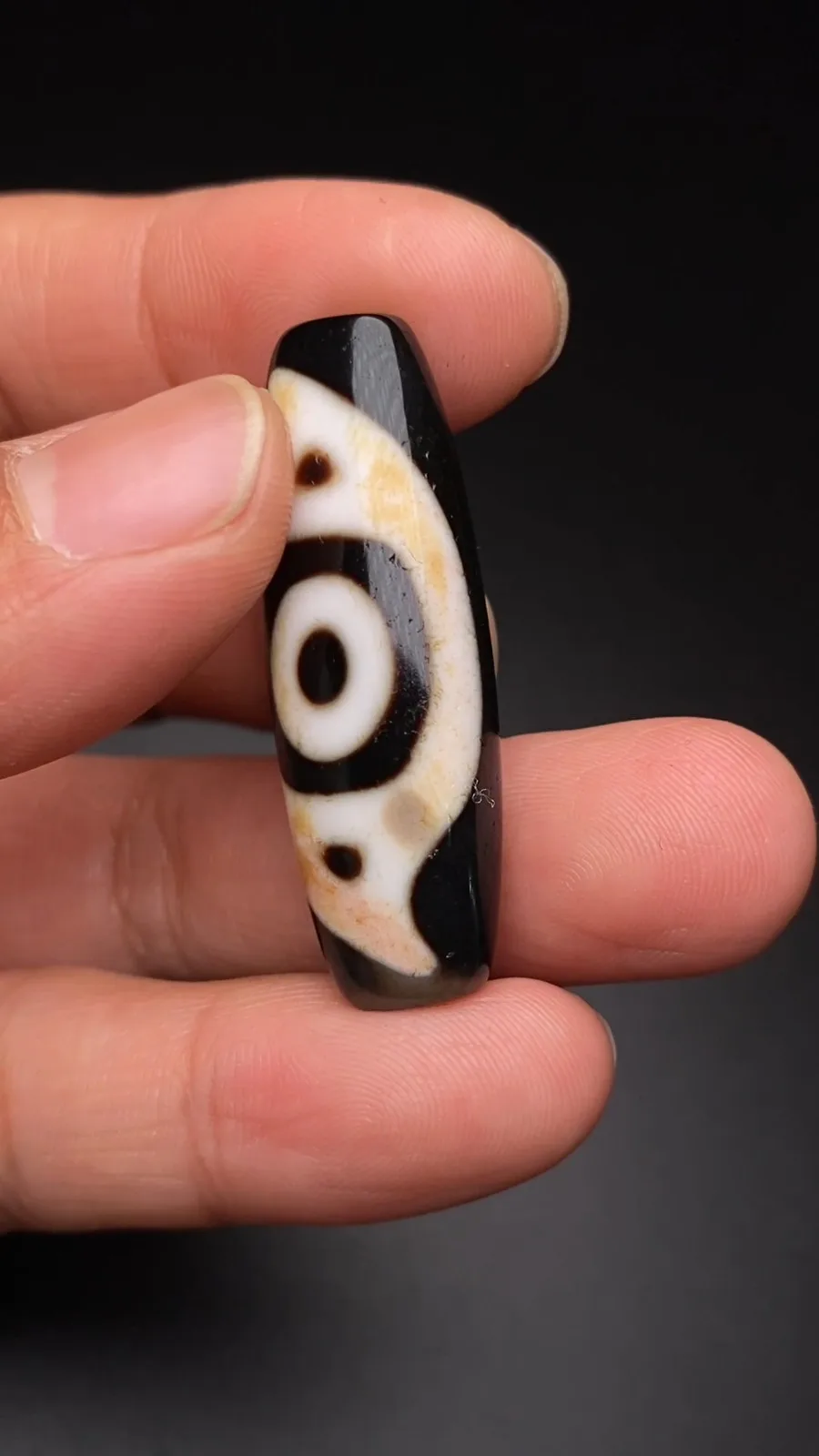 Tibetan Buddhism Agate Buddha's Eyes Totem Dzi Bead Amulet Necklace Pendant G244