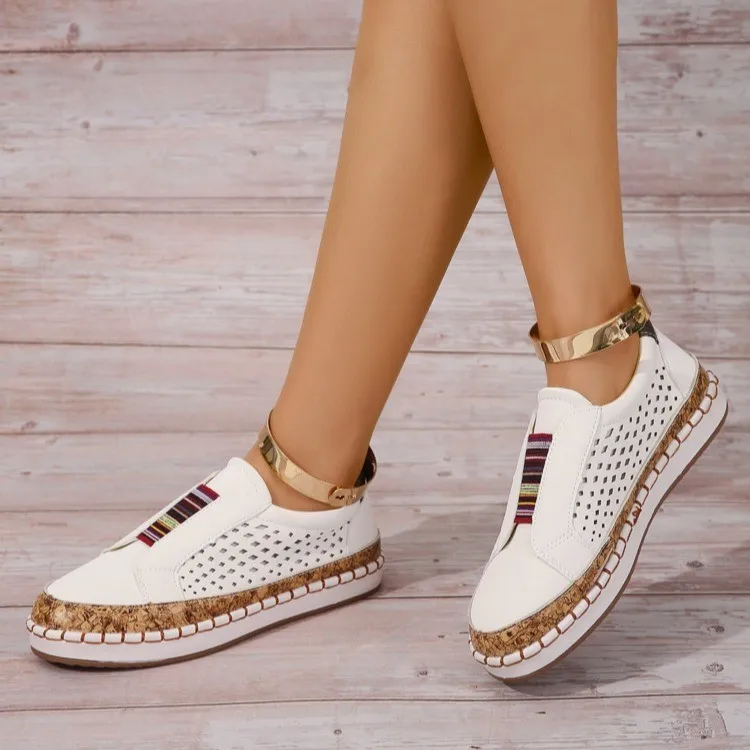 2026 Spring/Autumn Women New Round Toe Flat Shoes Simple Comfort Sneakers Anti-Slip Versatile Women Casual Fashion Retro Shoes