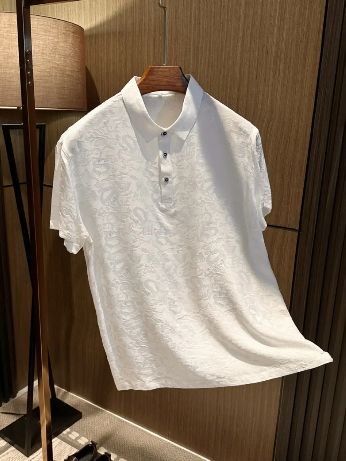

Summer new solid color mulberry silk lapel short-sleeved T-shirt