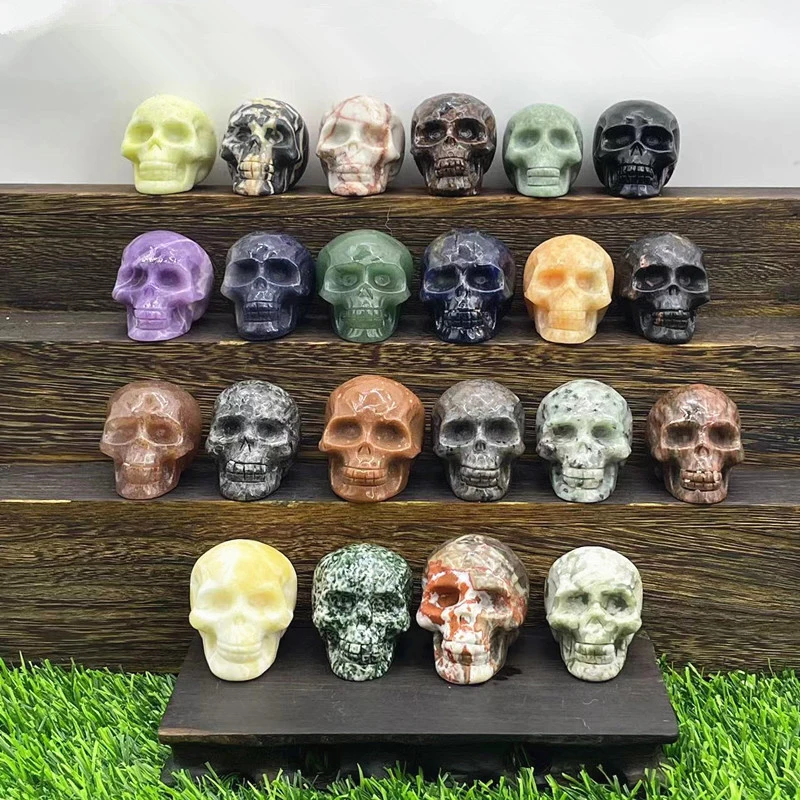 Natural Semi-precious Stone Carved Skull Hand-carved Stone Skull Statue Halloween Decor Gifts Mini Home Decor Desktop Accessory