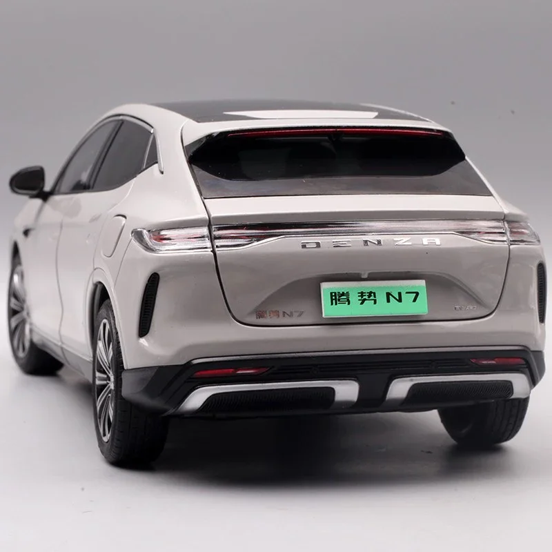 BYD DENZA N7, modèle de voiture de simulation en alliage, SUV, véhicule électrique moulé sous pression en métal, cadeau micromodèle, affichage de collection, 1: 18