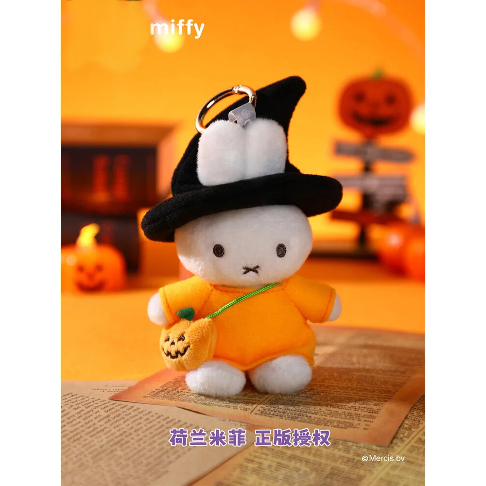 Pendentif de poupée Miffy aléatoire, lapin Miffy Kawaii, série Halloween, jouet en peluche, décoration de sac à dos d'étudiant, cadeau pour enfants