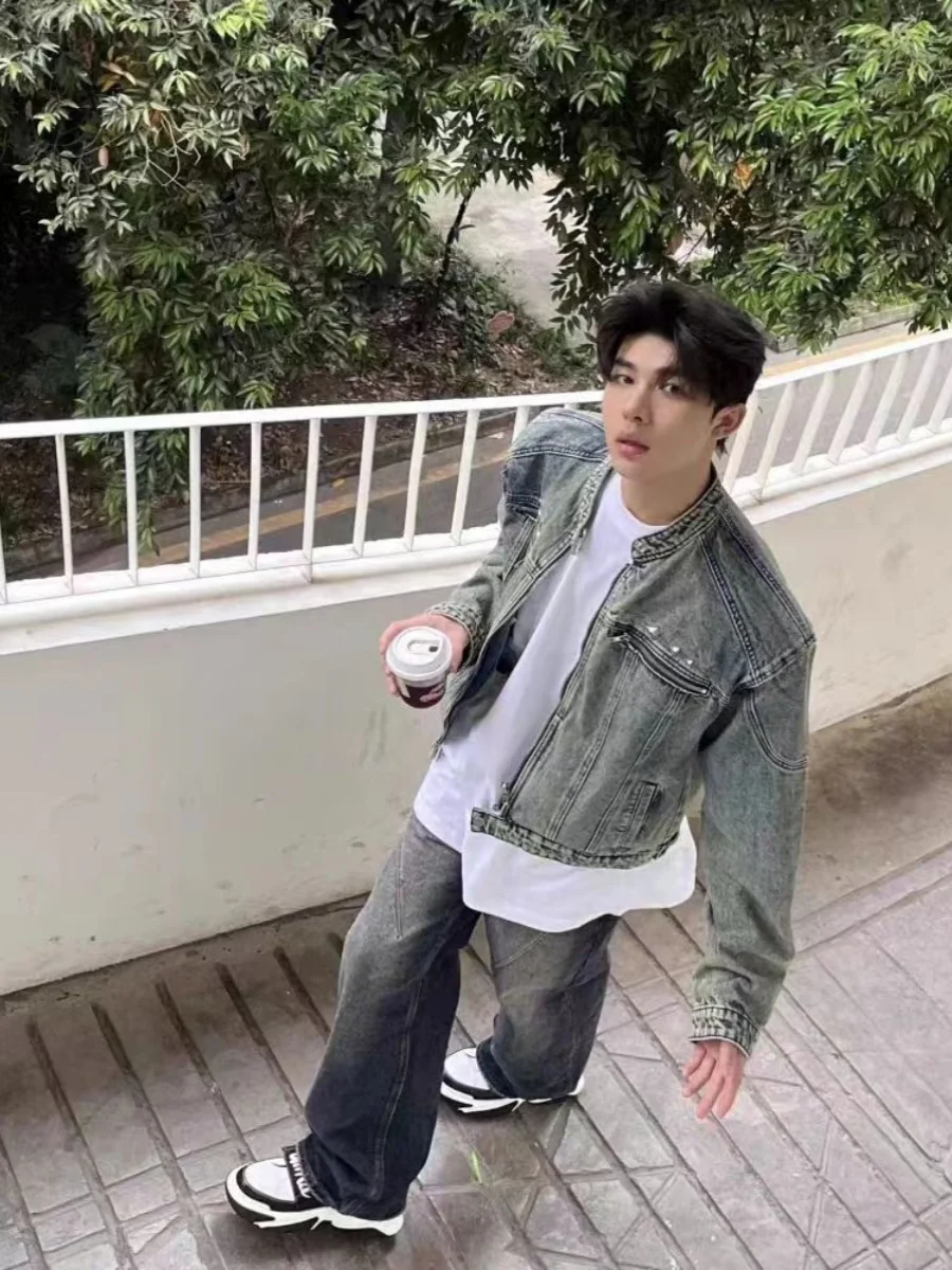 

Мужская джинсовая куртка в стиле ретро с металлическим декором, без воротника, модная, в американском стиле, для весны и осени