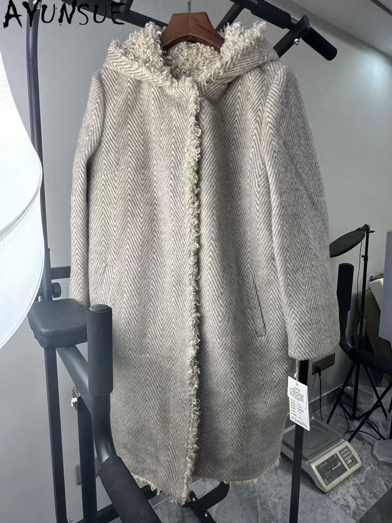 AYUNSUE Kurtka z prawdziwej wełny męska zimowa ciepła kurtka z owczej wełny unikalne płaszcze promocja drobne wady bez zwrotu bez wymiany