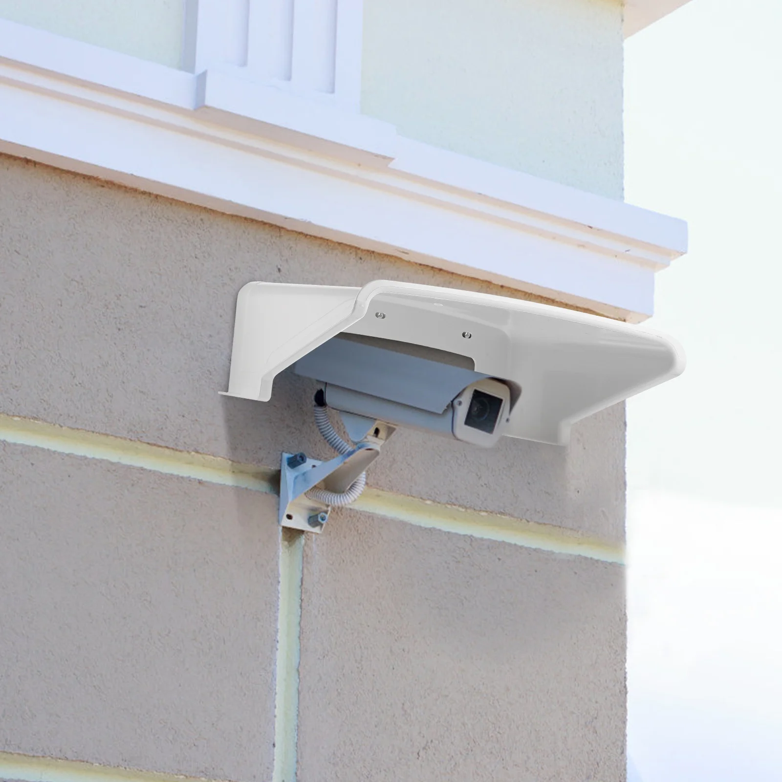 

Universal Camera Cover for Outdoor Security Cameras Waterproof Rain Dust Protection Wall Mount Shield