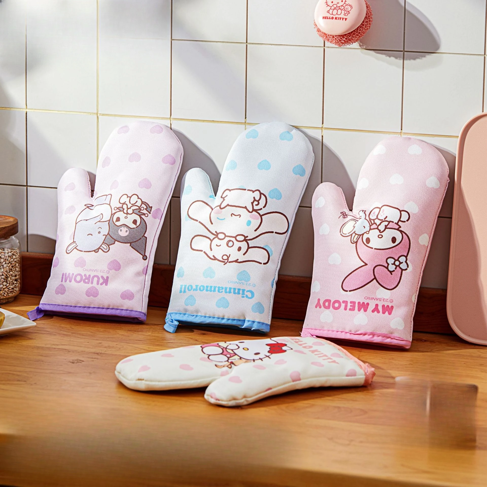 Sanrio Oven Mitts C… - image