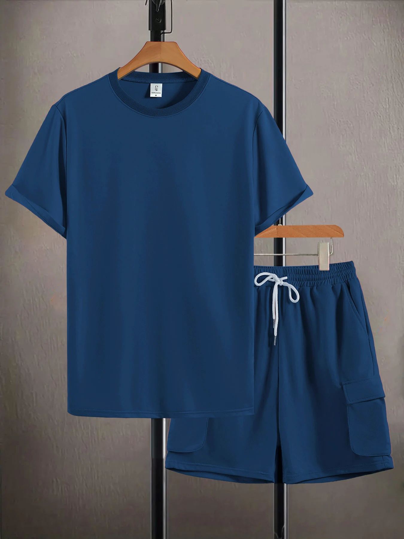 

Men's Summer Casual Set, Navy Blue Crew Neck Short Sleeve T-Shirt + Cargo Shorts, Loose and Breathable 2-Piece Outfit