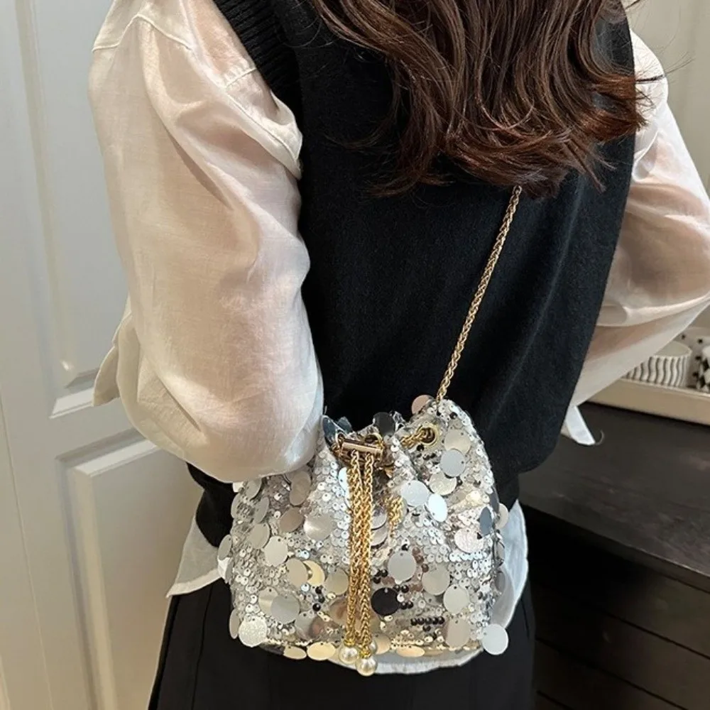 Shiny Glitter Evening Banquet Bag Blingbling Tassel Large Capacity Crossbody Bag Light Luxury Metal Chain Bucket Shoulder Bag