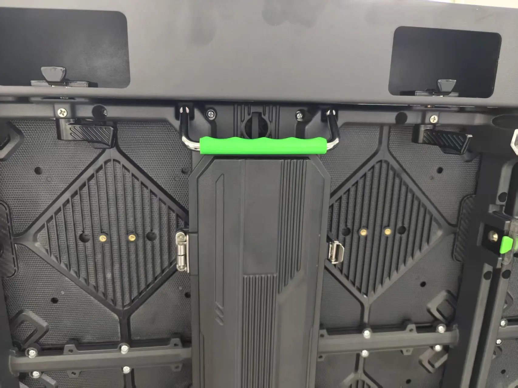 P2.6 P3.91 Foldable 6 Fold Led DJ Booth Display Screen For Stage Wedding Bar Exhibition Video Wall