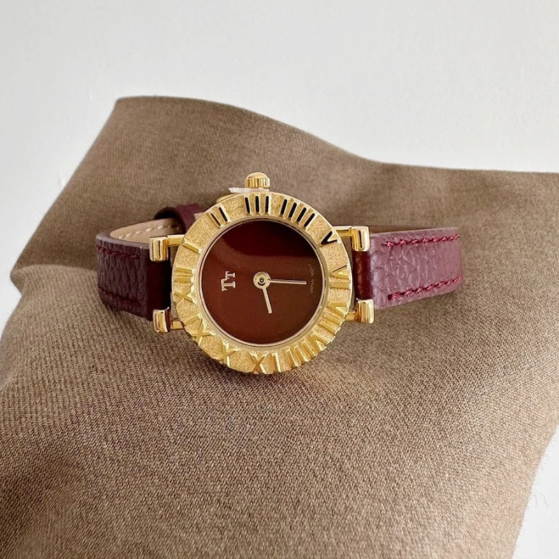 Luxury Red Top Brand Women's Quartz Watch Retro Gold Roman Frame Leather Waterproof Leather Women's Watch Relógio Feminino