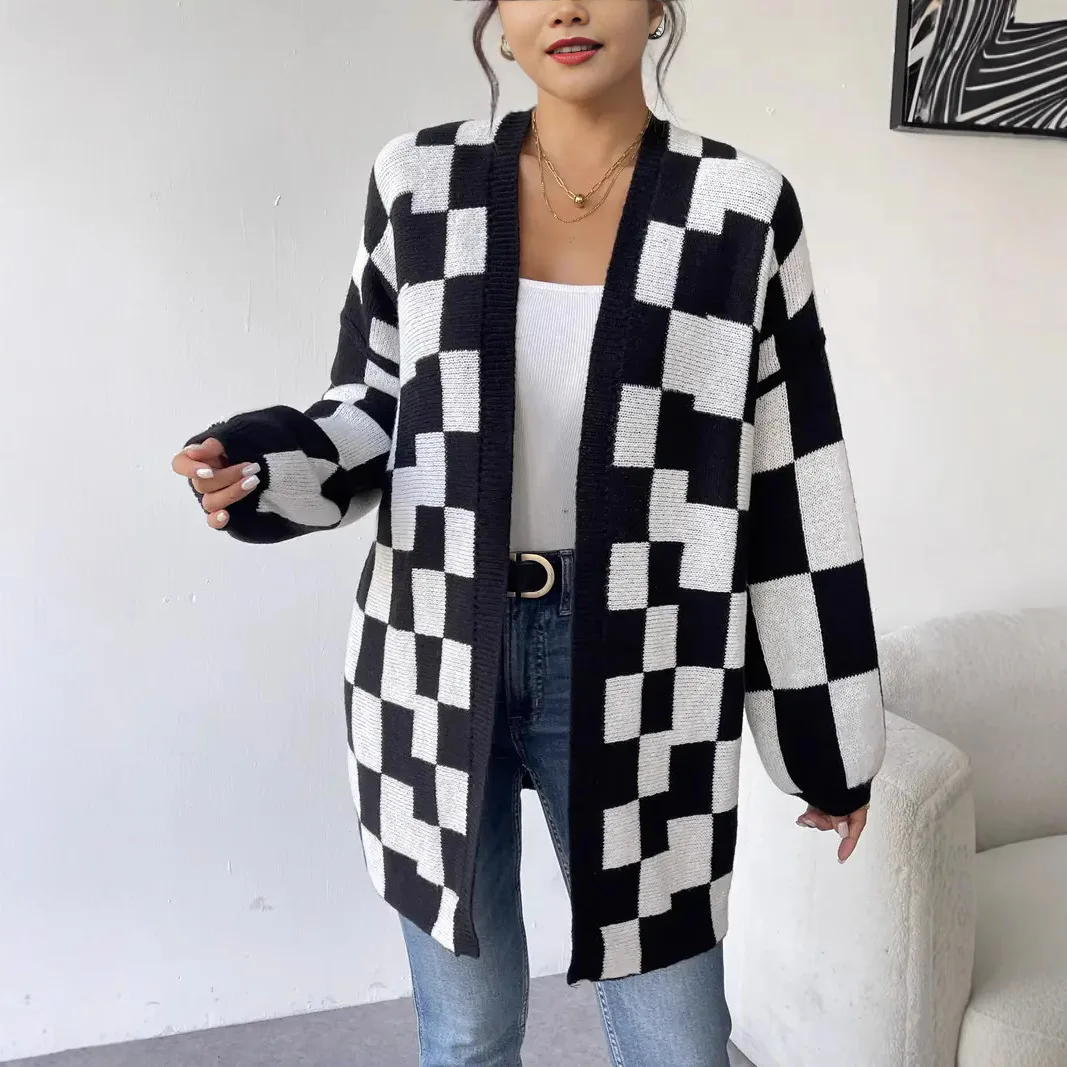 

2026 Autumn Winter New Foreign Trade European American Women's Fashion Long Sleeve Black And White Check Cardigan Coat Knitted