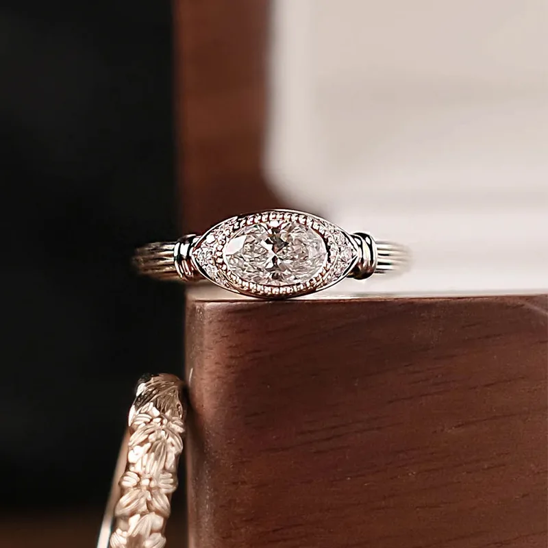 Inspiration Classic Roman Column Diamond inlay rings for women High End Groove Texture oval Sparkle Ring Banquet silver Jewelry