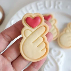 Hand Heart Gesture Shape Cookie Cutters Valentine's Day Love Heart Biscuit Moulds Fondant Cake Stamps Embossers Baking Tools
