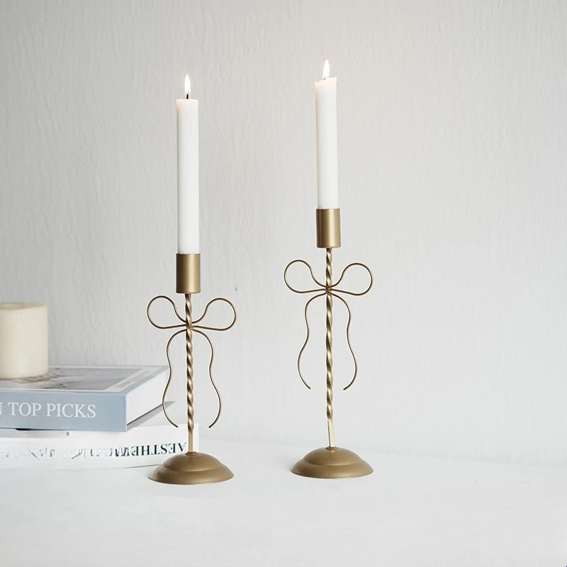 New Bow-Shaped Iron Candle Holder for Christmas Home Decoration, Festive Holiday Decor Gift Idea