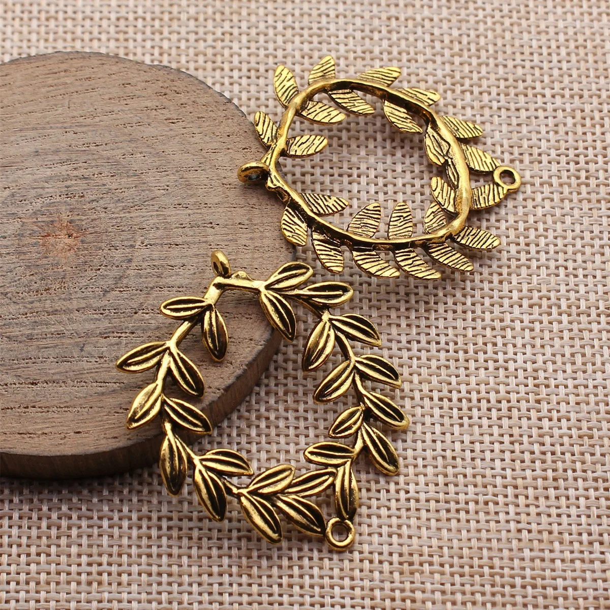 10pcs 43x38mm(1.69x1.5inch) 2 Colors Olive Branch Pendant Connector Zinc Alloy Materials Jewelry Accessories