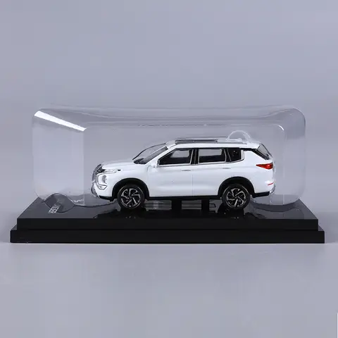 Till salu 1:64 Outlander svart/vit legeringsmodellbil 12 best sales Pajero-leksak - №9