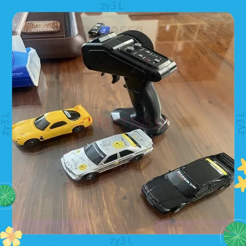 

2025 new1/43 Mini Simulation Rc Desktop Remote Control Car High Speed Drift Car Racing Car Model Accessories Boys' Festival Toys
