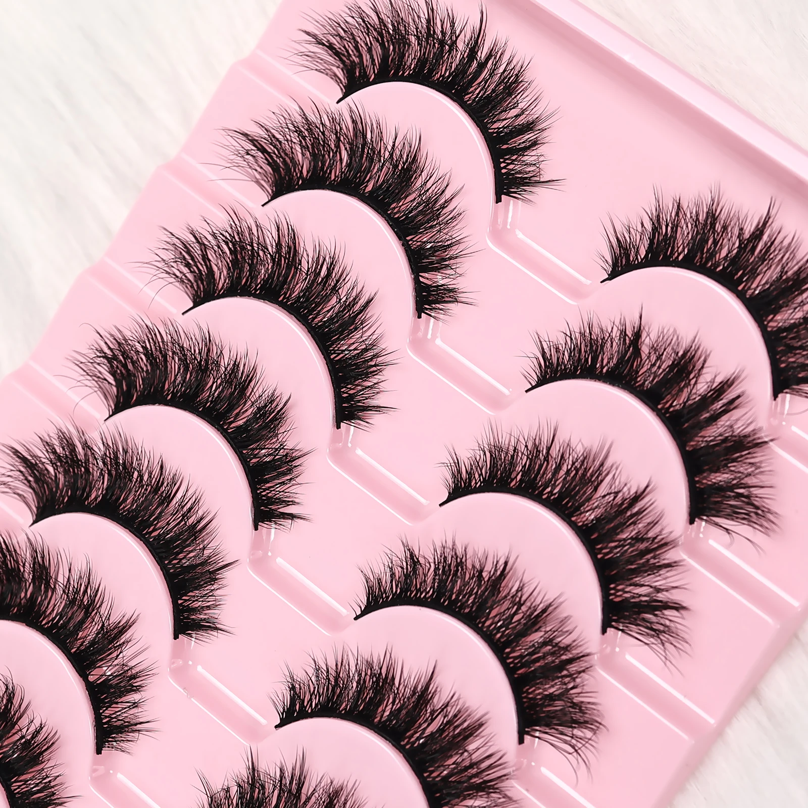 10 أزواج من الرموش الصناعية الرقيقة ثلاثية الأبعاد - رموش صناعية خفيفة الوزن وقابلة لإعادة الاستخدام سهلة الاستخدام للحفلات اليومية والمكياج للنساء