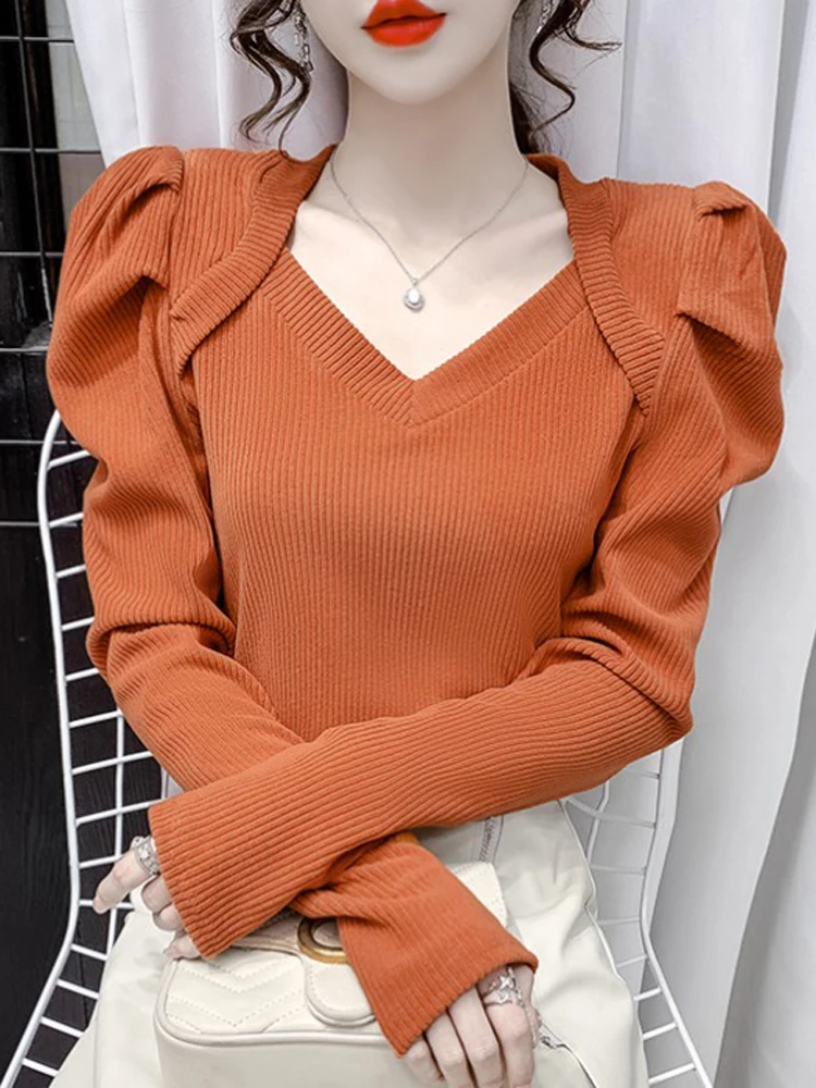 Knitted Bottom Shirt for Women Spring and Autumn 2023 New Fashionable  Fit Long Sleeve T-shirt Unique V-neck Bubble Sleeve Top