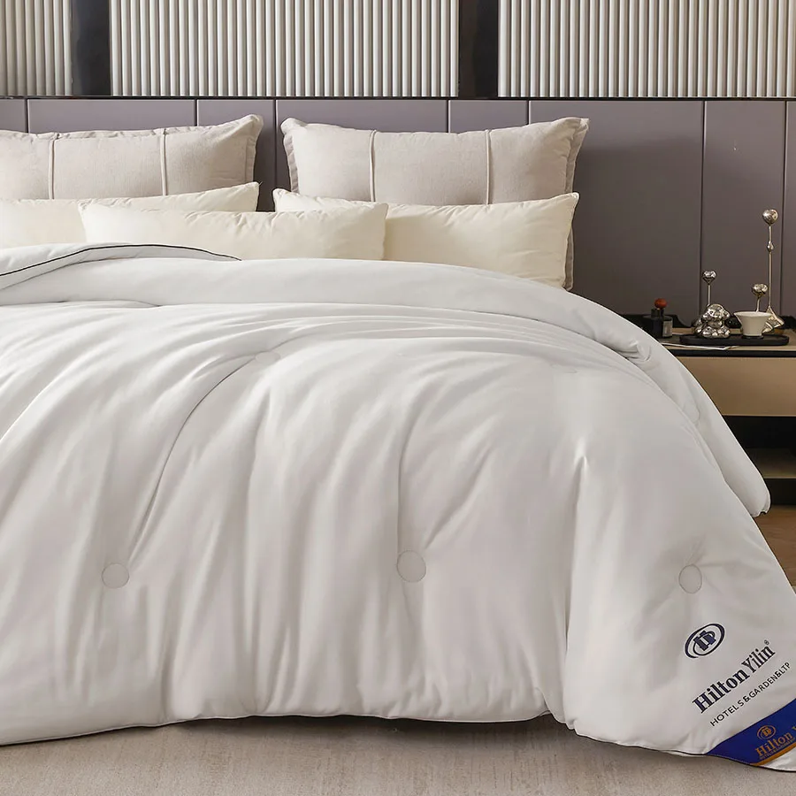 hotel-style-comforter-queen-kinglightweight-fluffy-comfortable-and-breathable-soft-winter-quilt-very-warm-220x240-quilts-blanket