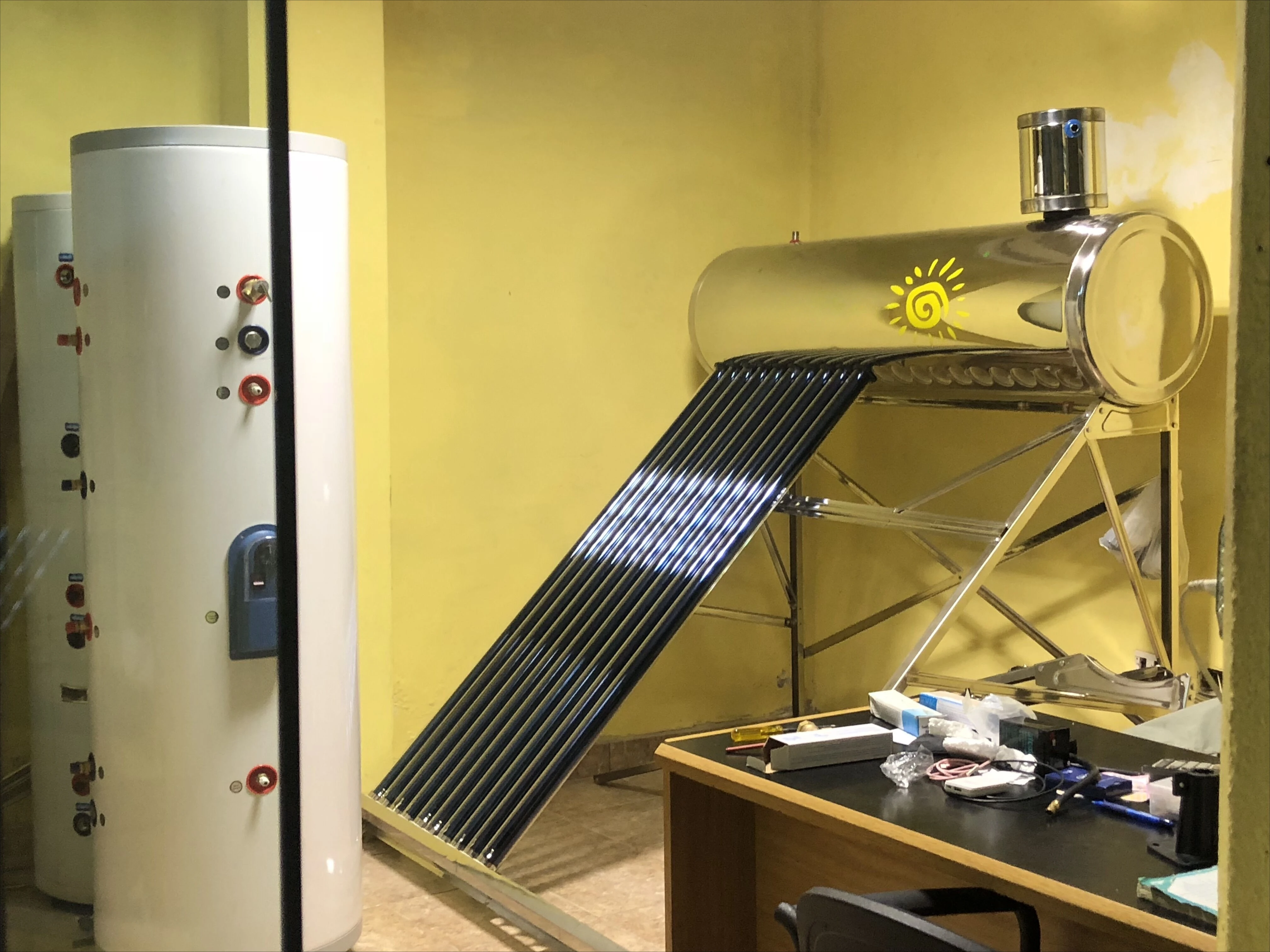 Energy Saving Evacuated Tube for Hotels Cars Showers High-Pressure Split Pressurized  Outdoor Solar Water Heater