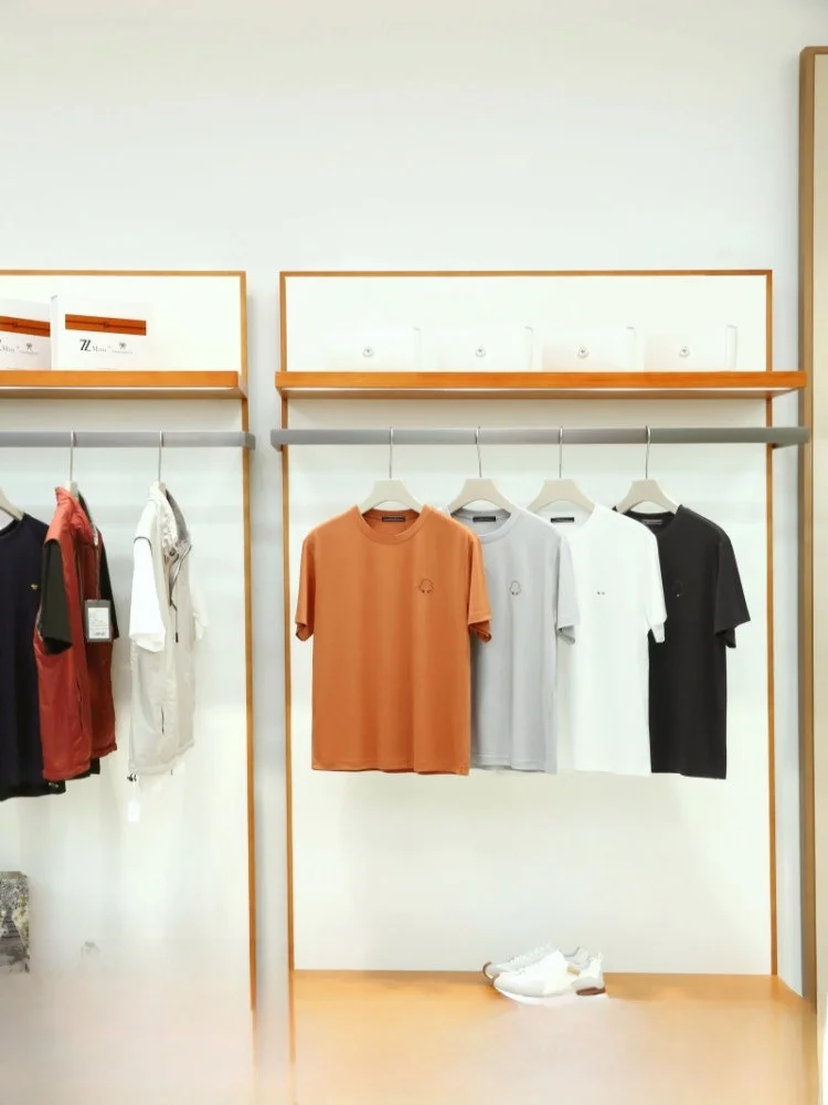 

Silk Men's T-irt ort Sve Soft And Breathable Faionable Urban Sle round Ne Color for All Seasons