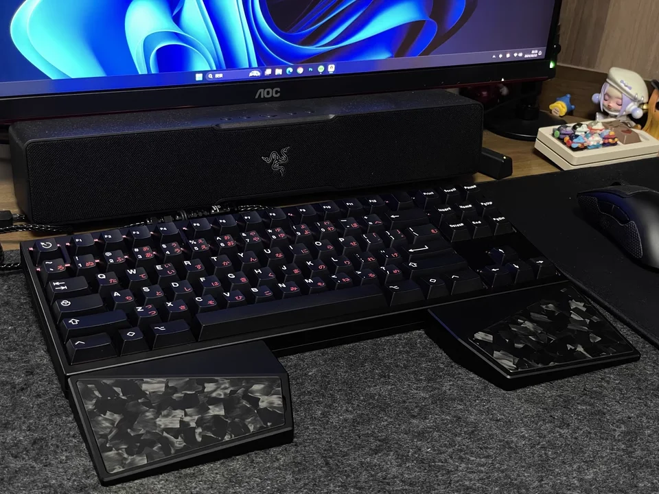 

Алюминиевая подставка для рук, металлическая подставка для рук из углеродного волокна, механическая клавиатура, черная подставка для запястий, игровой аксессуар, офисная поддержка рук