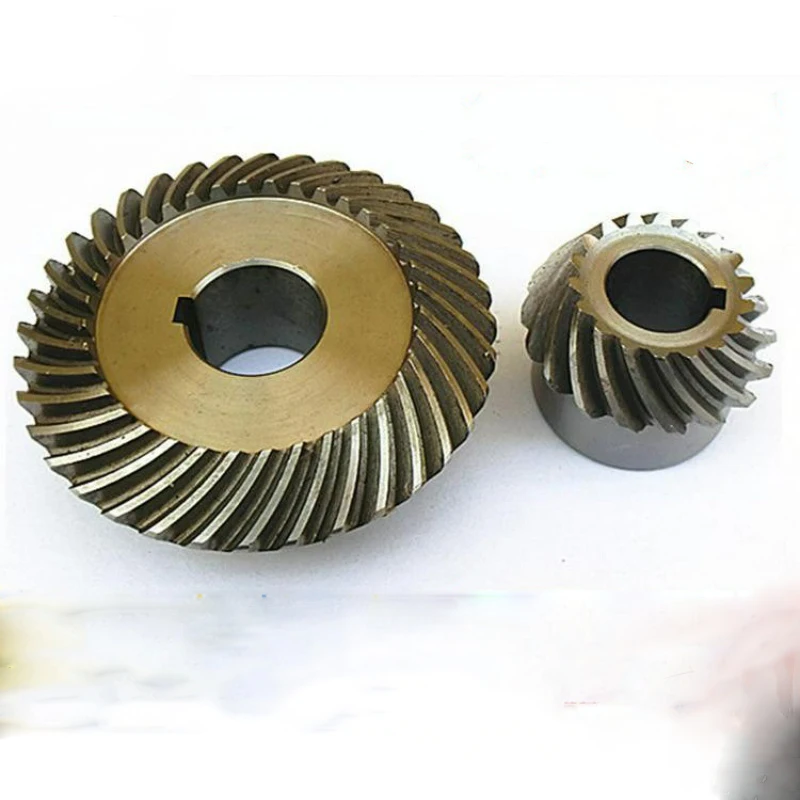 Milling Machine C77+96 Bevel Gear Spiral Bevel Gear(18T+36T) Outer Diameter:40mm+73mm