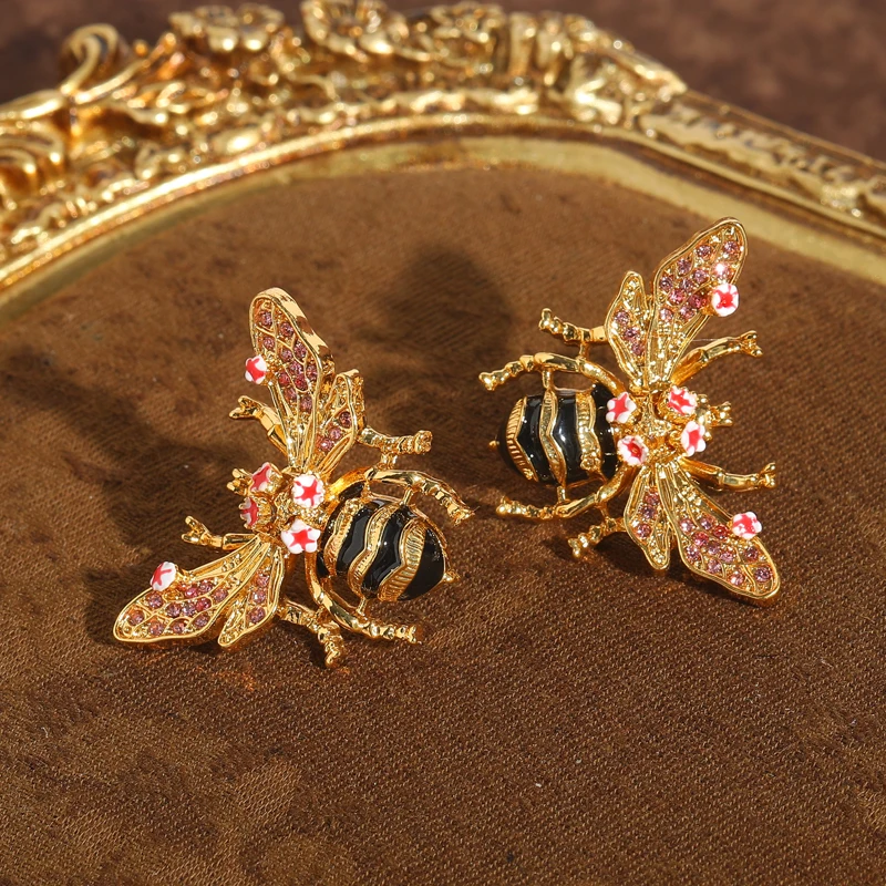 Vintage Enamel Drip Oil Bee Ea - Vintage Fashion Jewelry Brands recension och pris