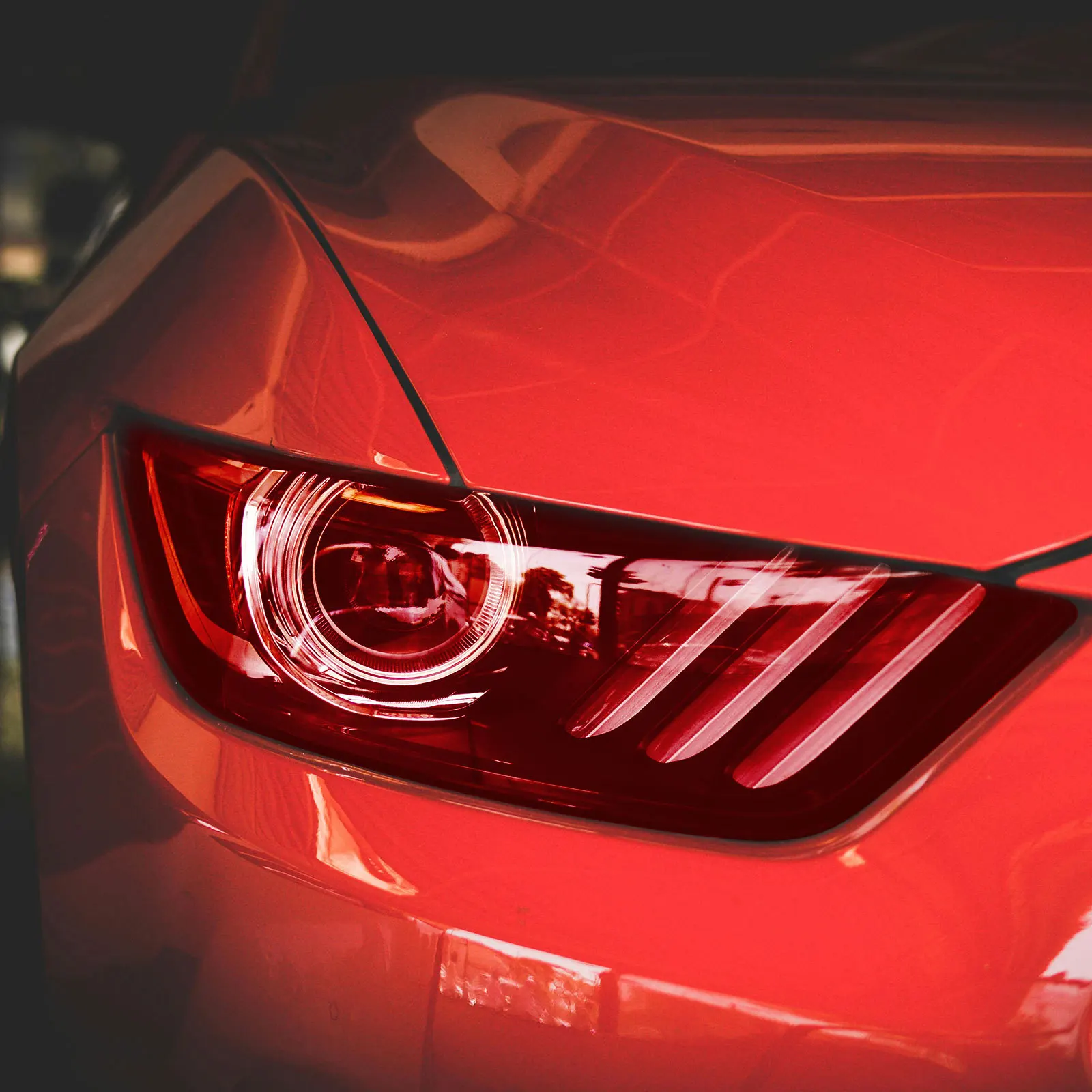 

Headlight Color Change Film Red 90% Transparent Heat Water Resistant Stretchable Car Light Protection Tint Vinyl Sticker For