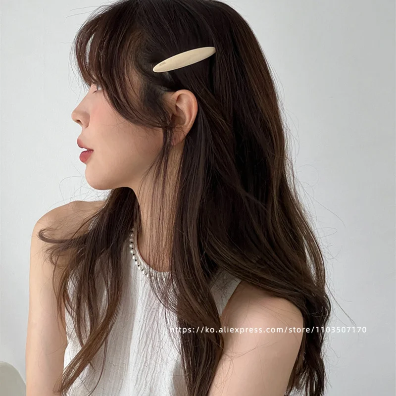 The small button clip ~ South Korea France bangs clip temperament small broken hair clip, side clip top hair accessories