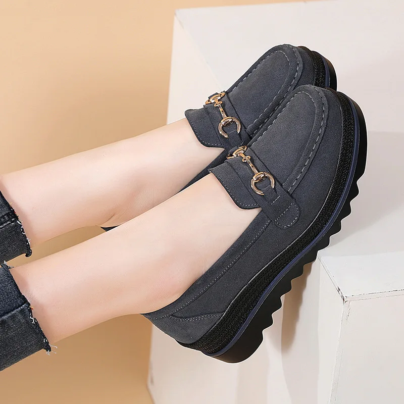 Spring Platform Women Shoes Autumn Flats Sneakers Suede Leather Casual Shoes Metal Buckle Decorate Comfort Slip on Women Loafers