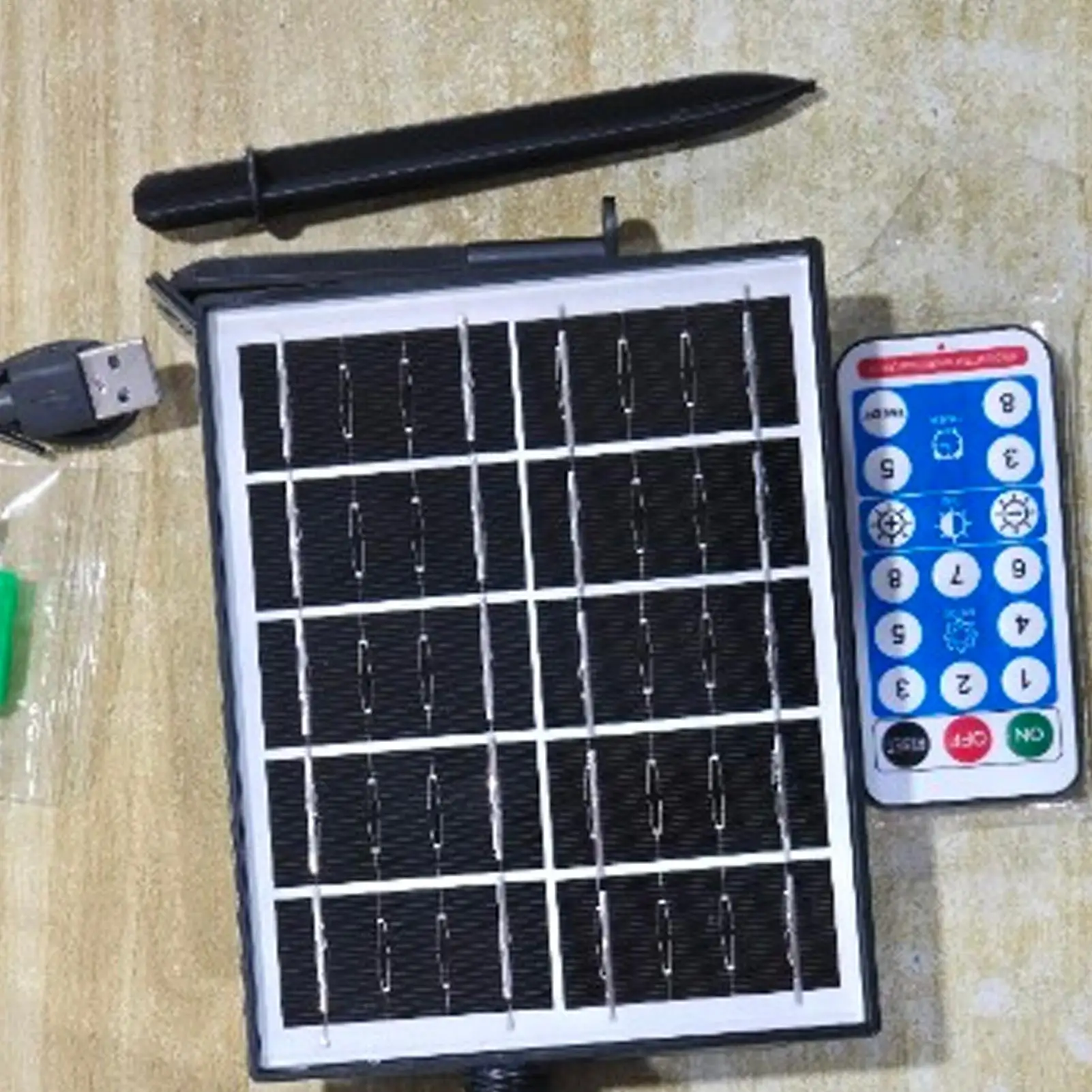 Solar Panel For Outdoor Lights Waterproof USB Charging Battery Box Outdoor Rv Solar Panel Outlet For Garden Backyard Balcony