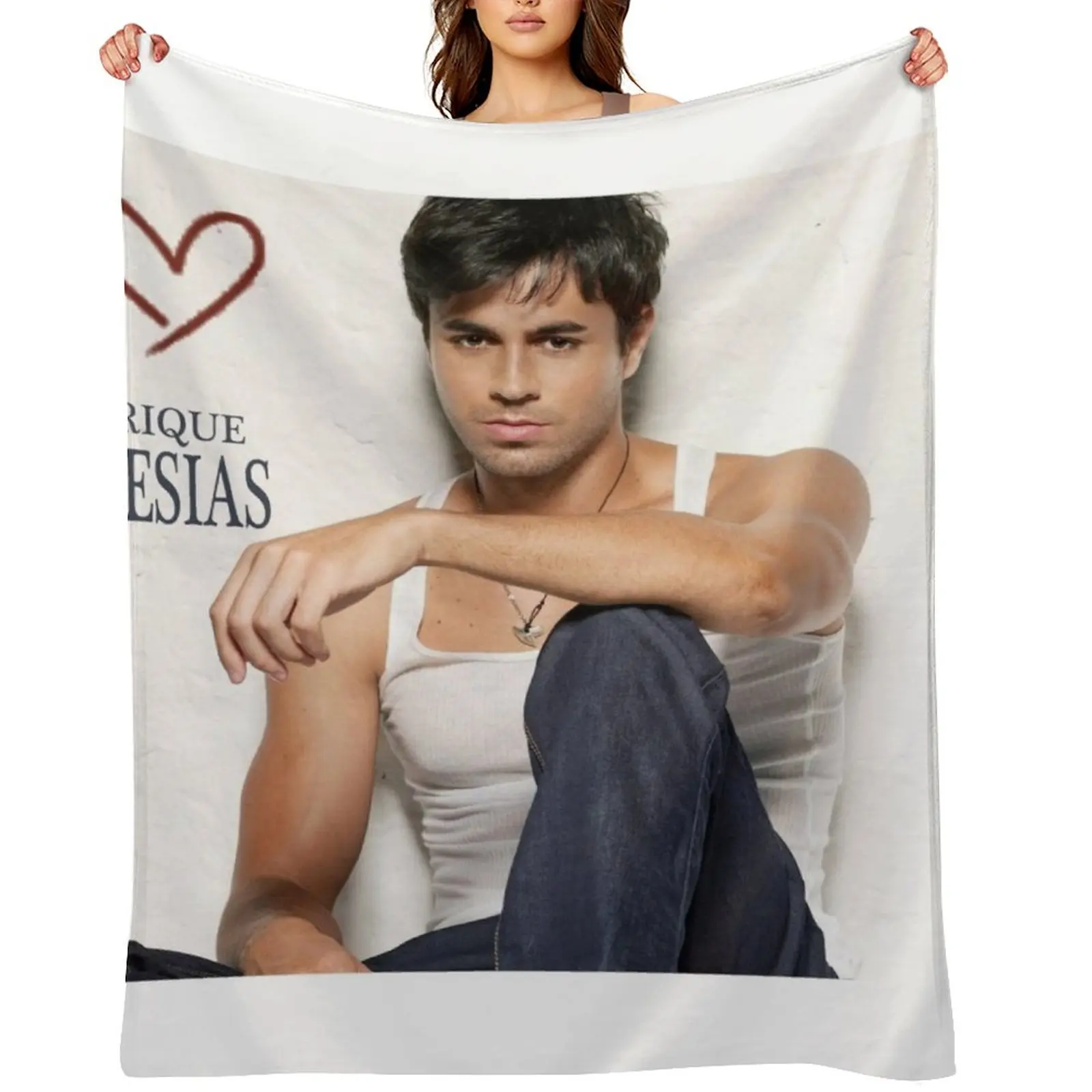 

ENRIQUE IGLESIAS LOVE SLOW SIT пледы волосатые декоративные кровати фланелевые одеяла диваны декоративные одеяла