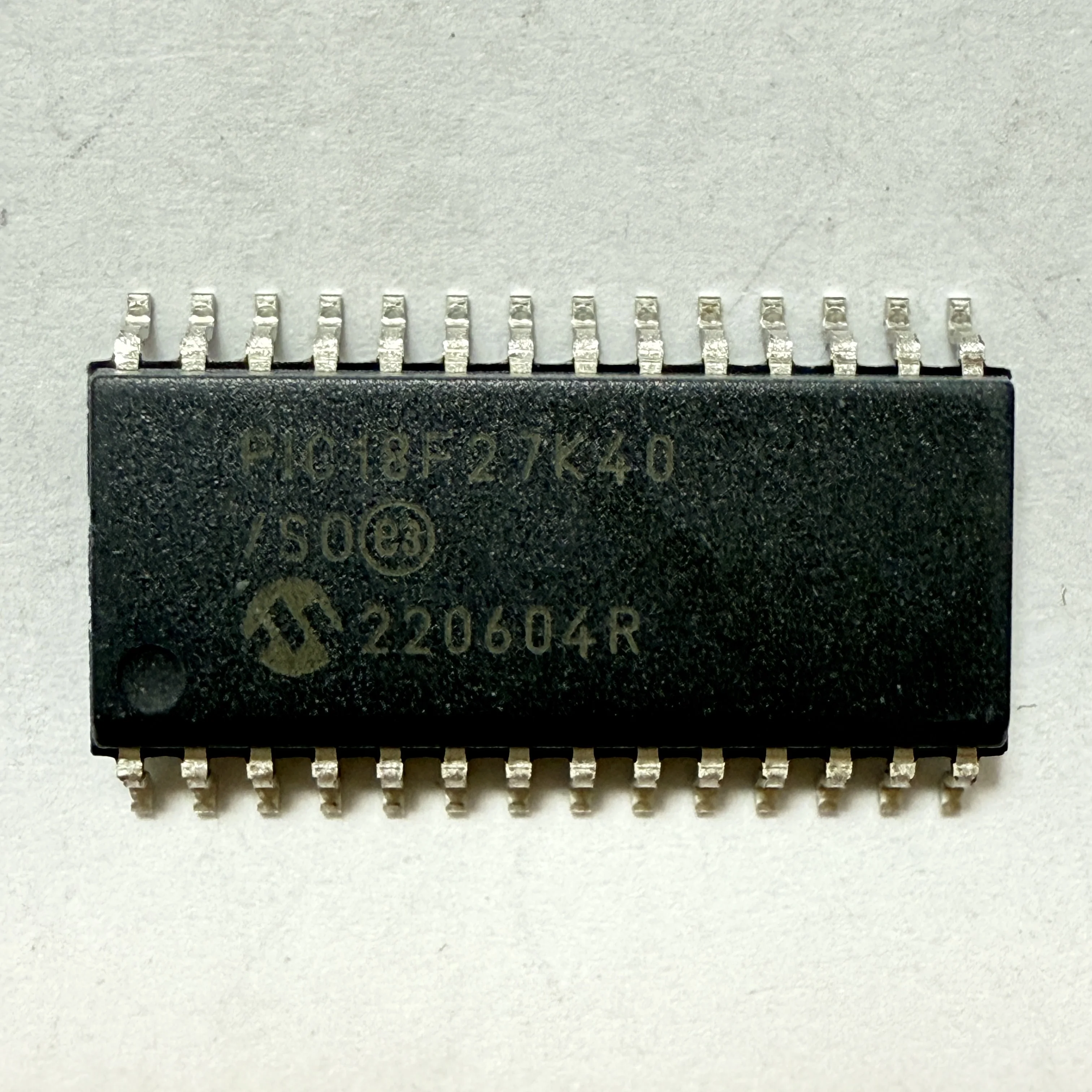 

2PCS/LOT PIC18F27K40-I/SO (Microcontroller Units)