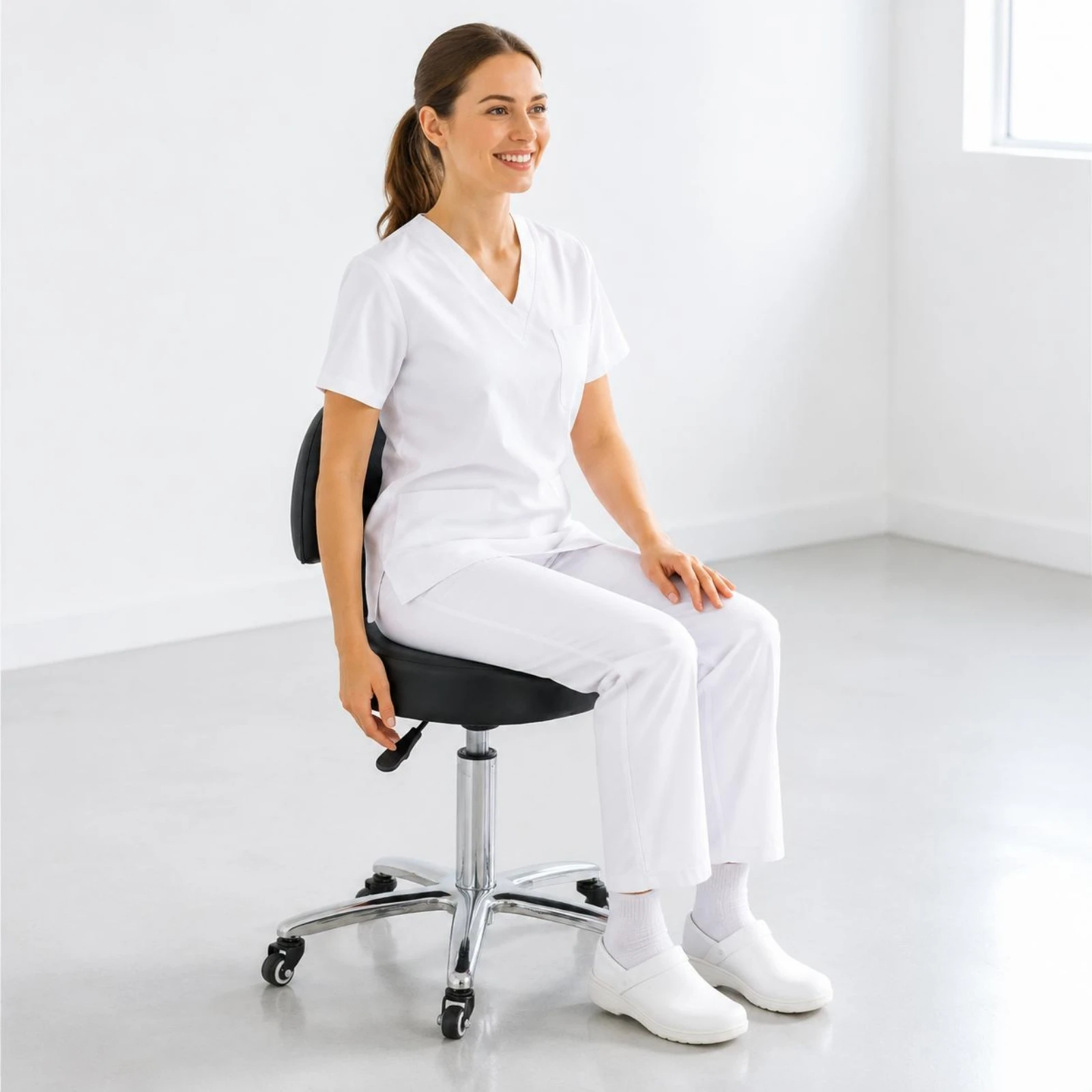 adjustable-rolling-chair-with-padded-seat-height-adjustable-design-swivel-office-furniture-for-workspace-comfort