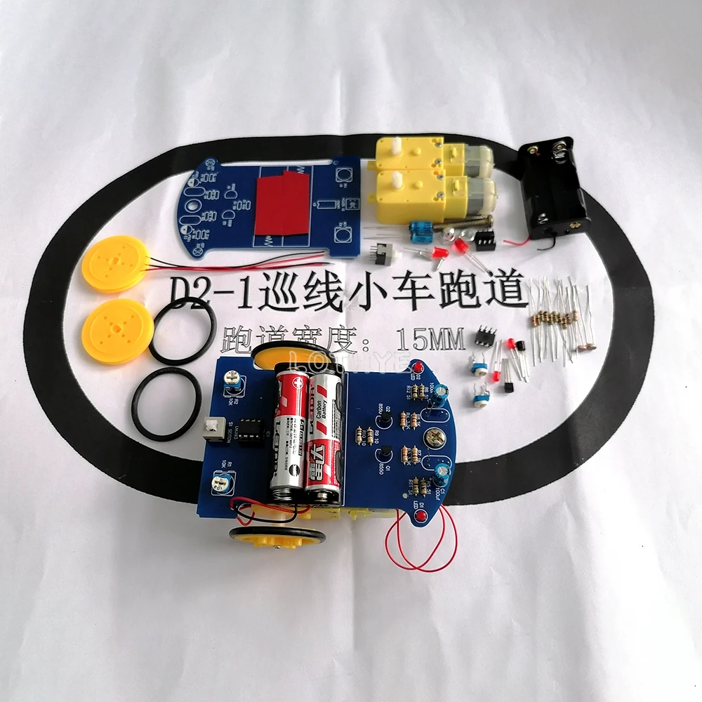 DIY elektronische kit Intelligente trackinglijn Auto Lichtgevoelige robot Smart Kits Patrol Auto-onderdelen Leuk solderen D2-1