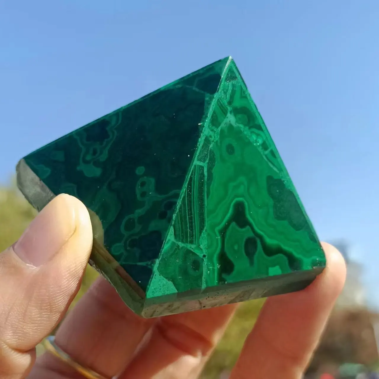 Natural Malachite Pyramid, Quartz Crystal Carved Pyramid, Mineral Reiki Healing Wealth Gem, Home Office Degaussing Decoration