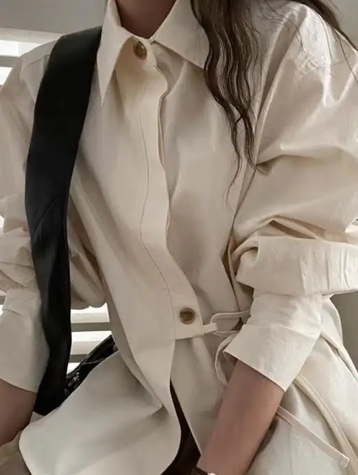 

2025 Autumn Solid Color Lapel Tie Slim Fit Simple Temperament Design Sense Women's British Solid Color Long Sleeved Shirt