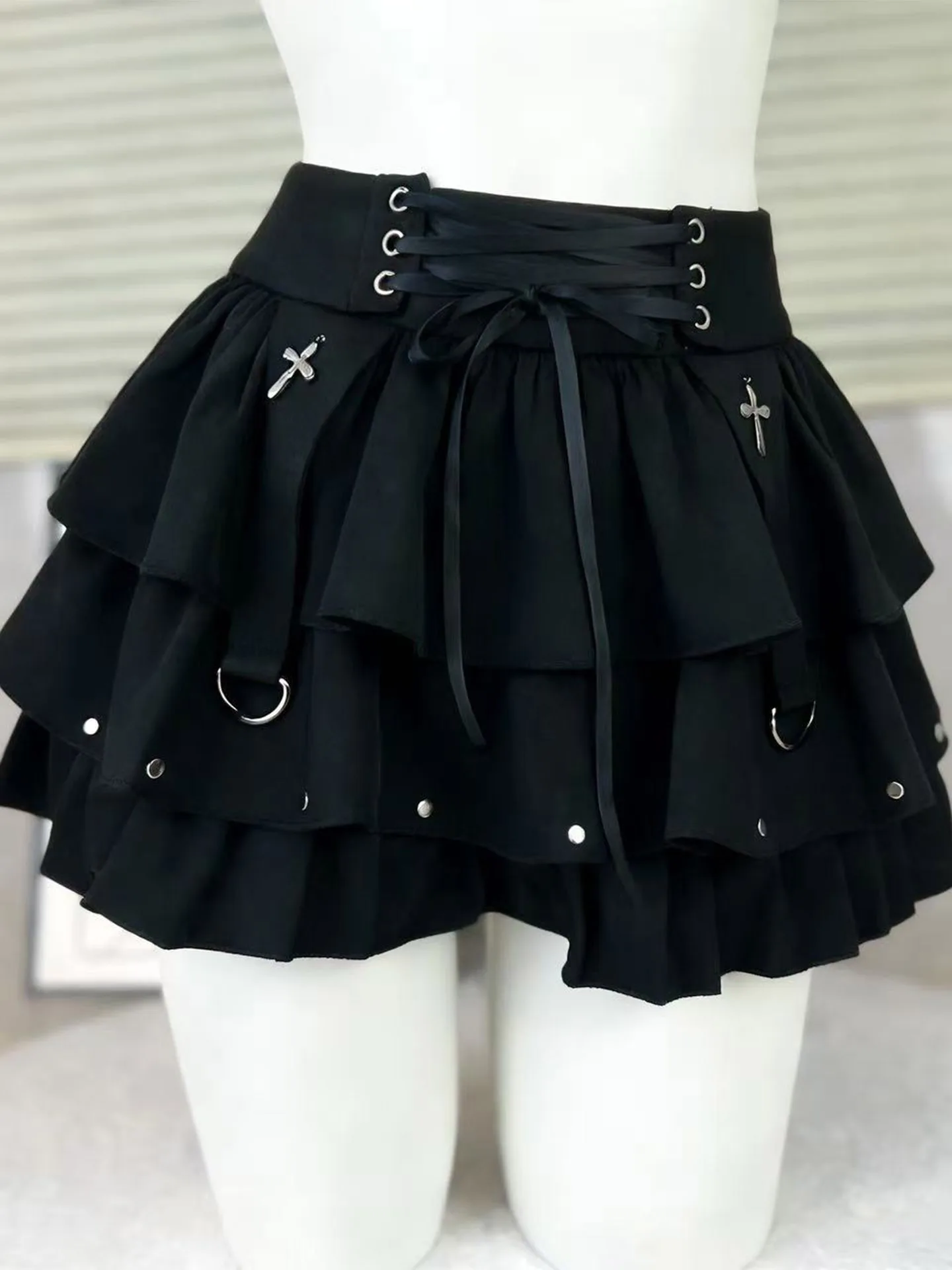 Y2K Spicy Girl Black Cake Short Skirt Women's Summer 2026 A-Line  Skirt Anti-Light Walking Punk Style High Waist Skirt