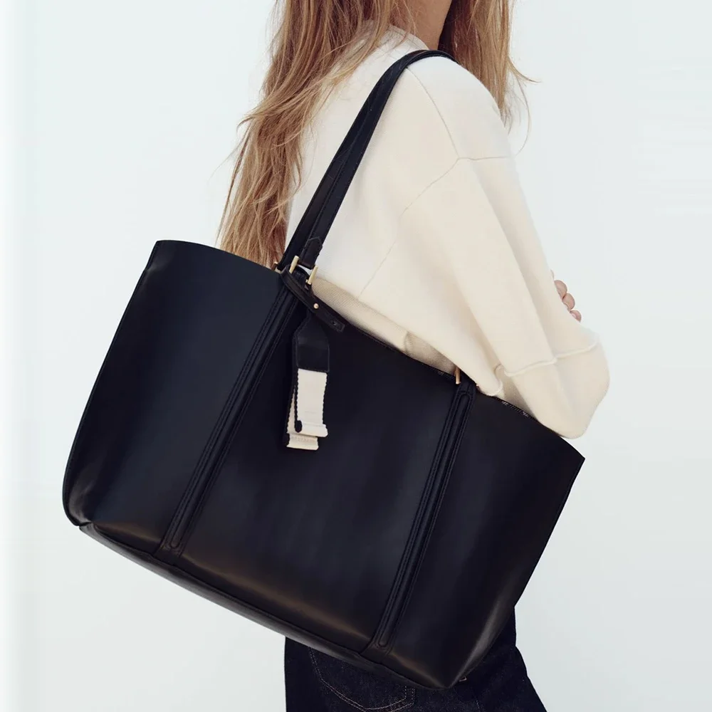 Thumbnail 3 - #49 Trending Soft Leather Bucket Bags Right Now