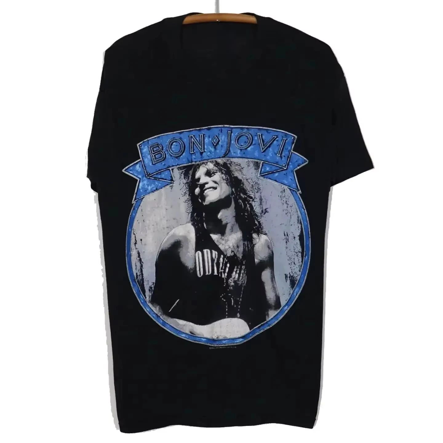 Unisex Lässiges Baumwoll-Kurzarm-Unterhemd, 2026 Y2K Rock Band Bon Jovi Slippery When Wet Album Mode Grafik T-Shirt