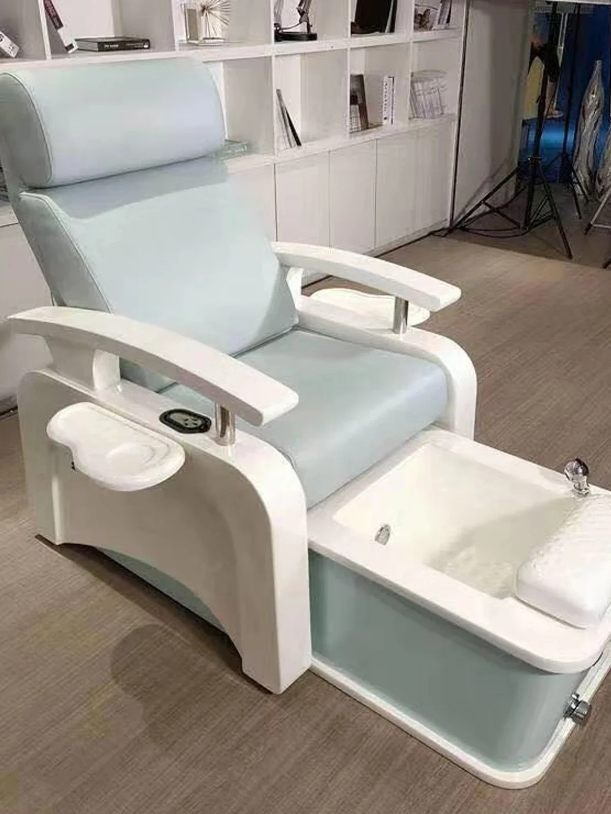 Electric manicure, eyelash art, nail recliner, massage, spa stool, foot wash, foot bath, surfing