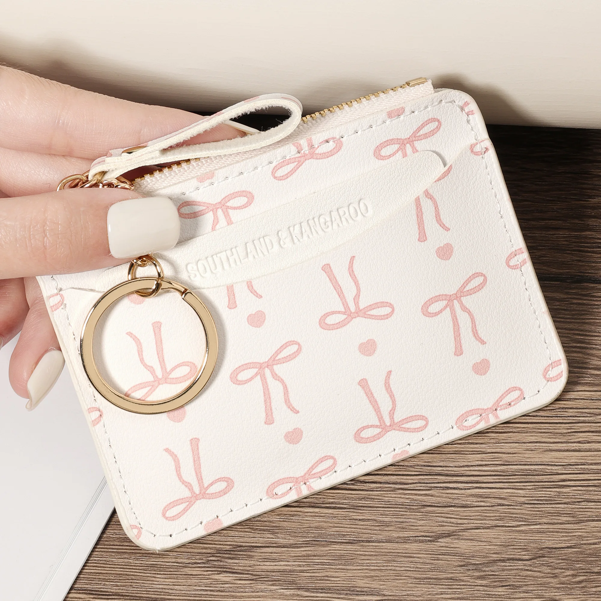 Simple And Cute Boo…