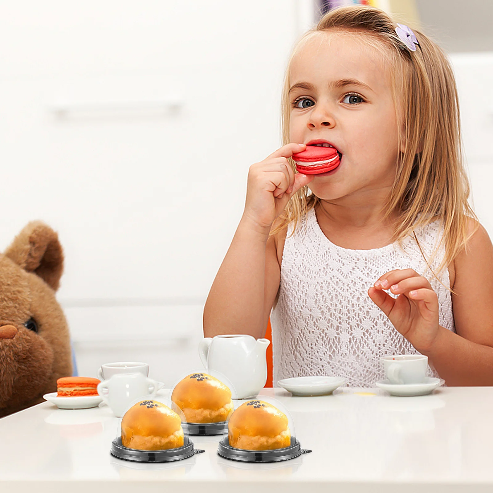 

50Pcs Round Egg Yolk Puff Box Transparent Food Grade Plastic Perfect for Cake Biscuit Packing Wedding Party