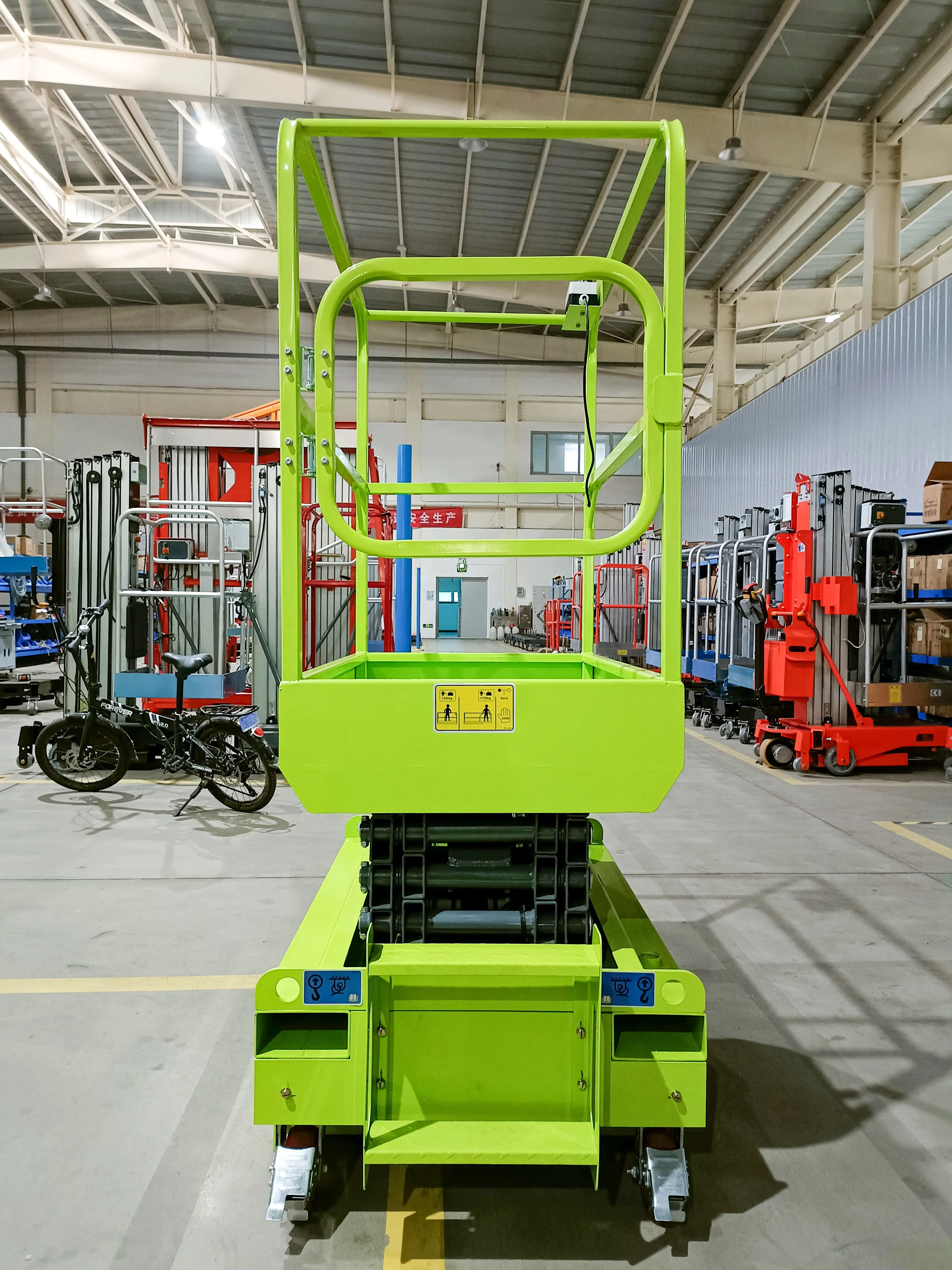 300kg Elevated Work Platform 3m 4m 5m Fully Electric Scissor Lift Work Platforms Motor Engine For Construction