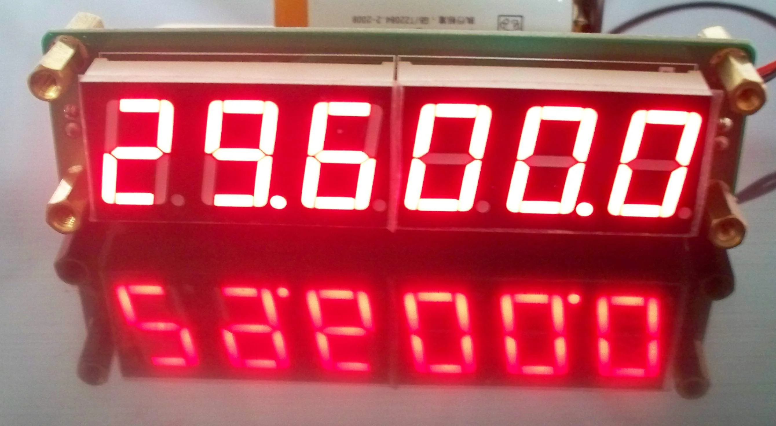 RF Signal Frequency Counter Cymometer PIC16F648A 3 Channel 6-Digit Digital Tester Meter 0.1MHz to 60MHz 20MHz to 2400MHZ 2.4GHz