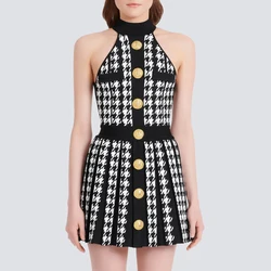 Spring And Autumn 2022 New Style Necked Sleeveless Pleated Dress Classic Houndstooth Lion Button Short Knitted Skirt