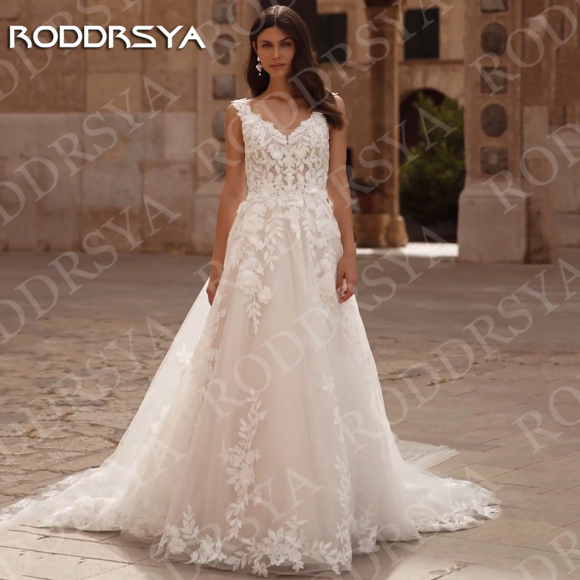 RODDRSYA 우아한 웨딩 드레스 라인 신부 가운 민소매 여성 Boho V 넥 레이스 아플리케 신부 드레스 Tulle Customized우아한 결혼식 드레스 라인 신부 드레스 소매 없는 여자 보호 V 목 레이스 Appliques 신부 드레스 Tulle 주문을 받아서 만들어진