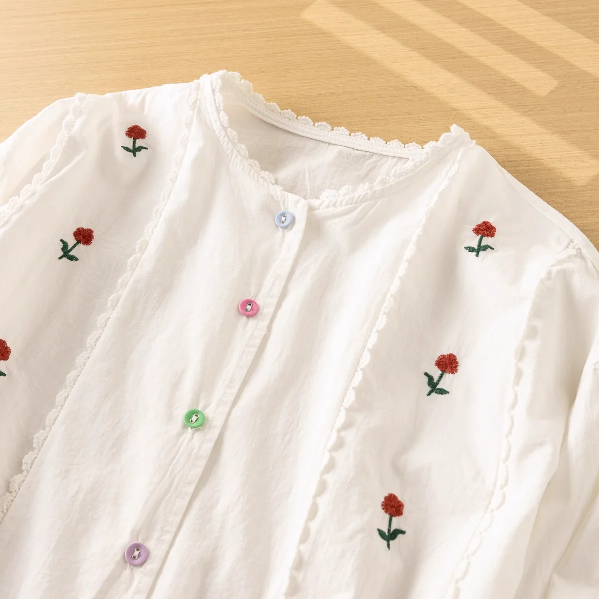 Vintage Flowers Embroidery Blouse Women Autumn Japanese Mori Girl Sweet Long Sleeve 100% Cotton White Loose Shirt